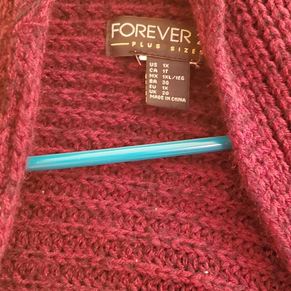 Burgundy cardigan - Picture 3 of 4